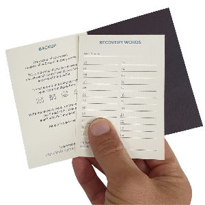 Libreta wallet de papel duradero para anotar tu frase semilla con seguridad