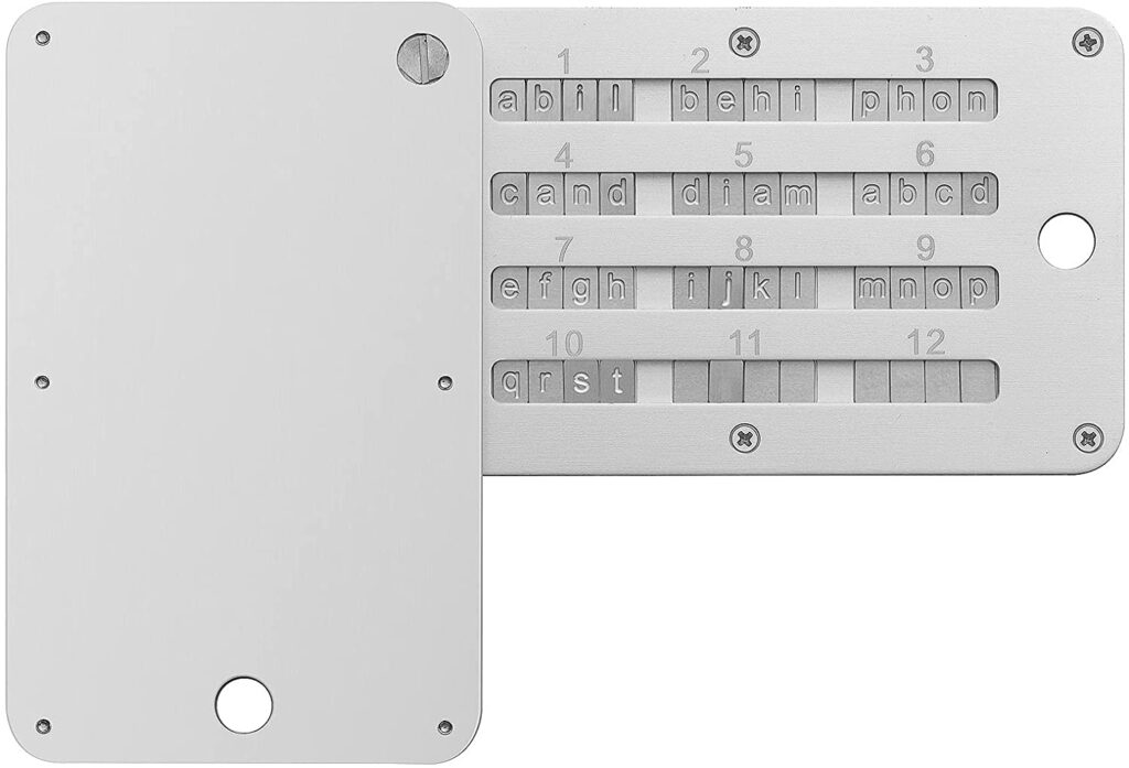 Placa metálica para guarda la frase semilla